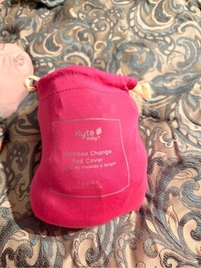 Kyte BABY Hot Pink Bamboo Change Pad Cover AND CRIB SHEET